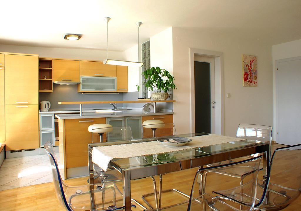 Charming Terrace Apartments Ana And Maria Tour As Ljubljana Exterior photo
